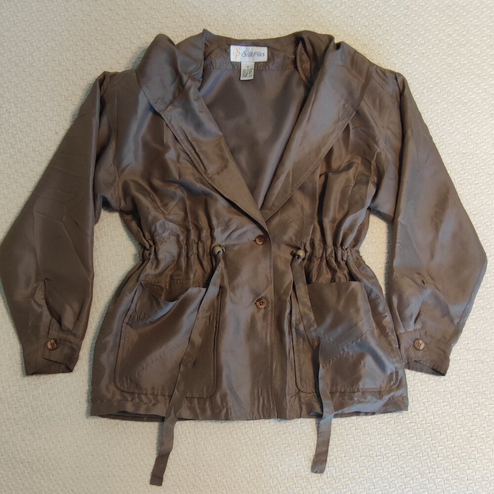Woman’s Silk Jacket Size S 100% SILK Bronze colored Elegant